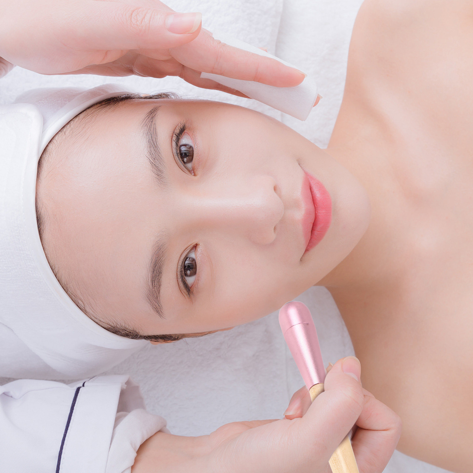 أداة تدليك الوجه للنساء، أسطوا - مراجعة Face Ice Roller Puffiness وسعره